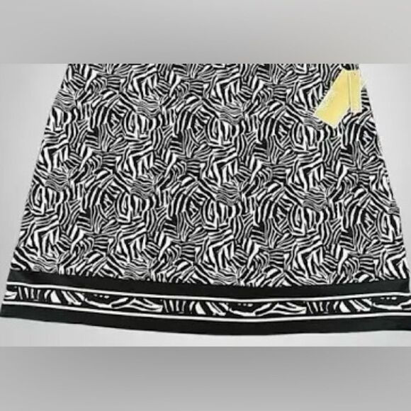 🛍️Michael Michael Kors 🎀Women’s Zebra Border Print Size Medium Skirt 💥 - Picture 5 of 9